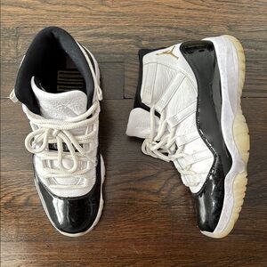 USED Air Jordan 11 'Gratitude' size 8.5 in good condition no box